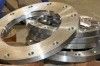 Composant de volant à moulage sous pression avec procédé d'usinage CNC et tourneuse CNC