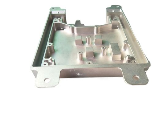 Services de tournage et de fraisage CNC sur mesure pour la production de pièces de clavier en métaux précieux