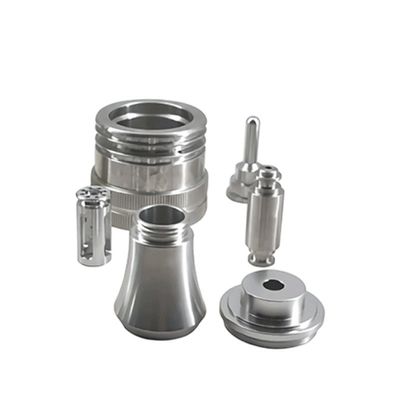 Machines de tournage CNC professionnelles pour l'usinage de pièces en acier et en aluminium