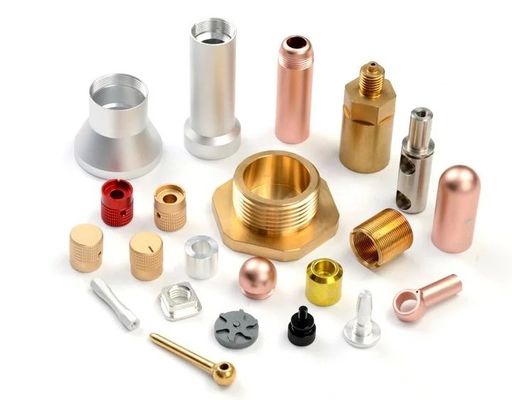 Tourner et fraisage CNC de haute précision pour profil d'extrusion de dissipateur thermique de métaux durcis