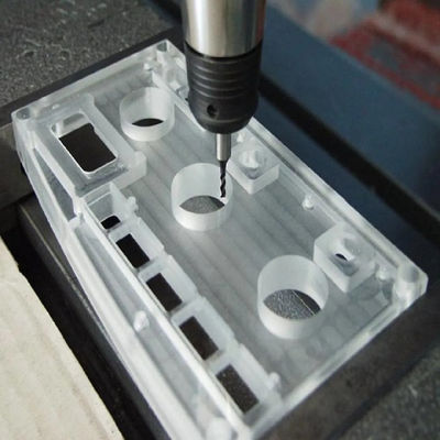 Réservoirs de tournage et de fraisage CNC composites pour le traitement des métaux sur mesure